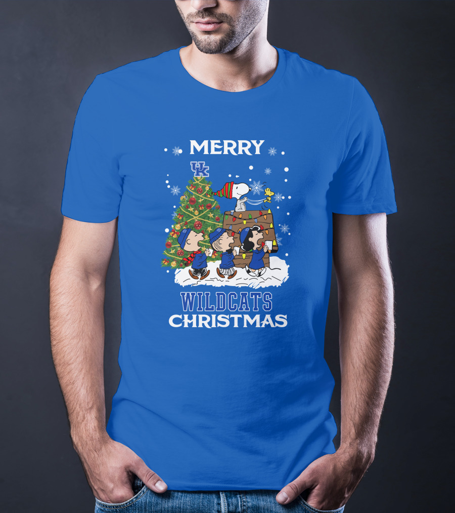 Wildcats Merry Christmas Peanuts Tree Kentucky T-Shirt