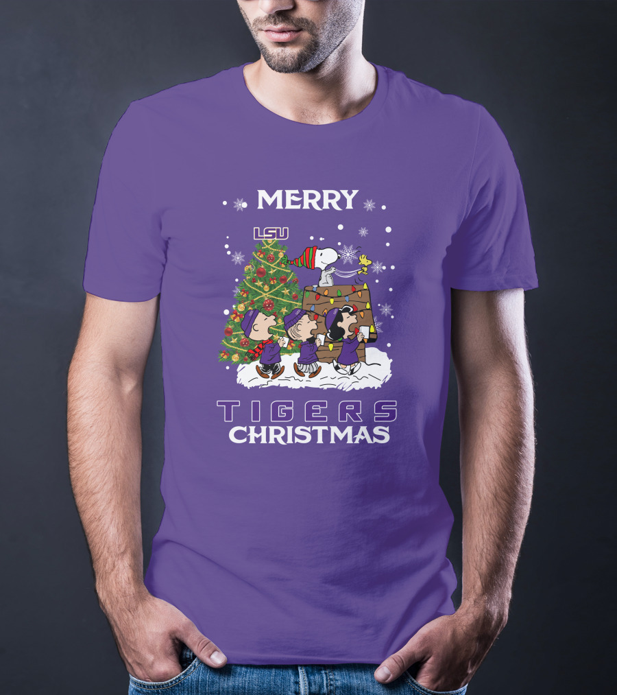 Lsu Tigers Merry Christmas Snoopy Christmas Tree Peanuts T-Shirt