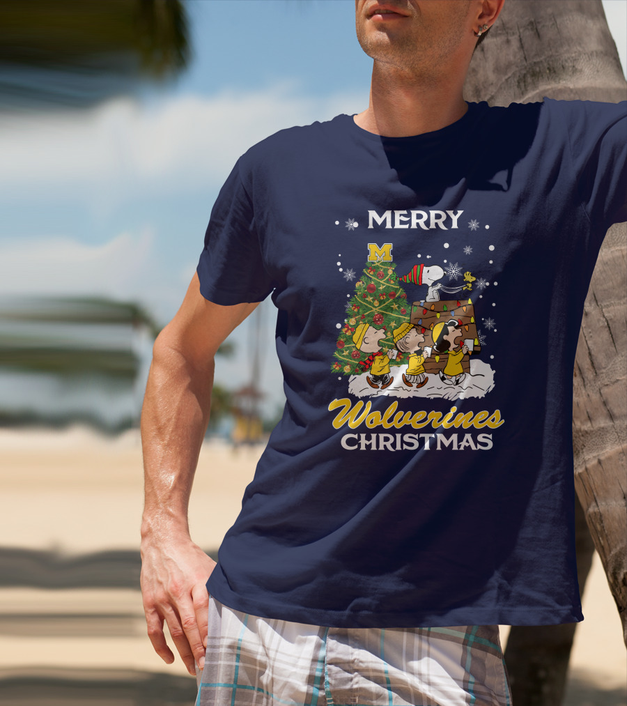 Merry Wolverines Christmas Peanuts Tree Celebration T-Shirt