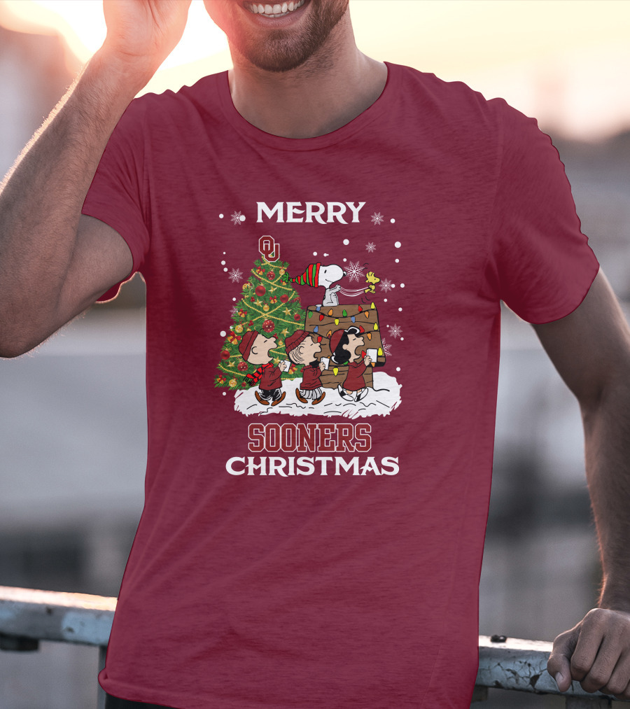 Merry Christmas Snoopy Oklahoma Sooners Christmas Tree Peanuts T-Shirt