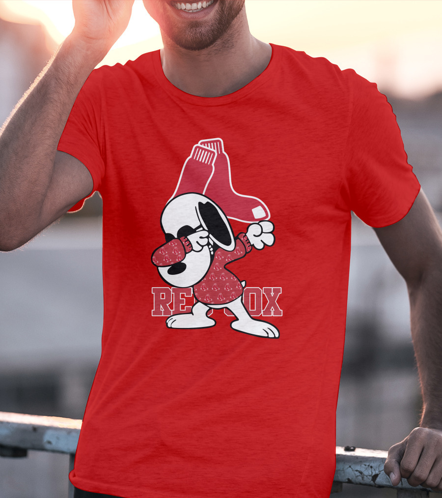 Boston Red Sox Snoopy Dabbing With Red Sox T-Shirt