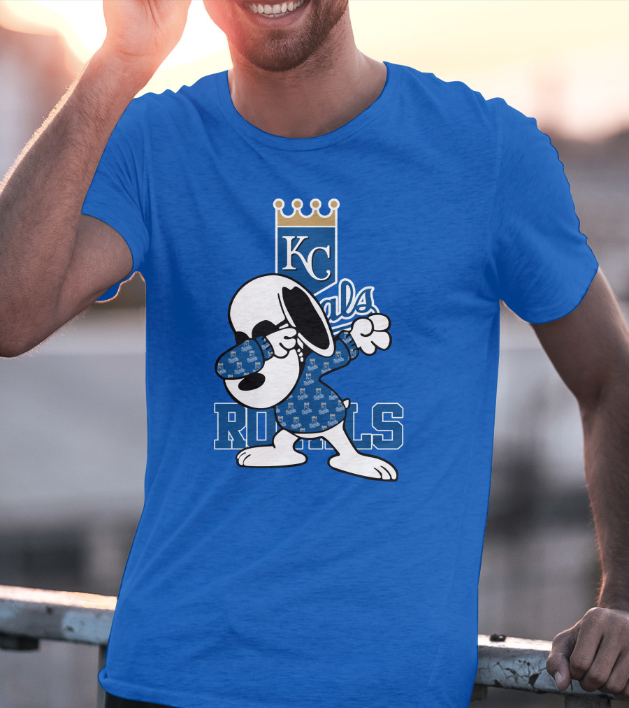 KC Royals Snoopy Dabbing Royals T-Shirt
