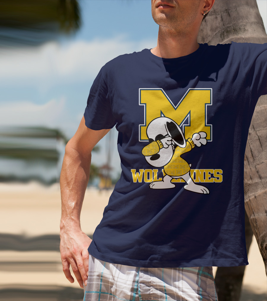Michigan Wolverines Snoopy Dab With Block M T-Shirt