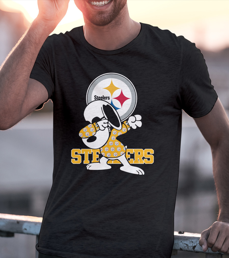 Pittsburgh Steelers Snoopy Dabbing Fan T-Shirt