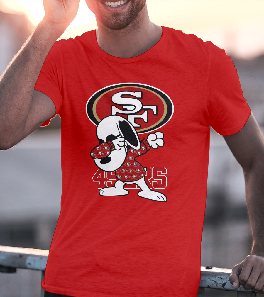 San Francisco 49ers Snoopy Dabbing SF T-Shirt