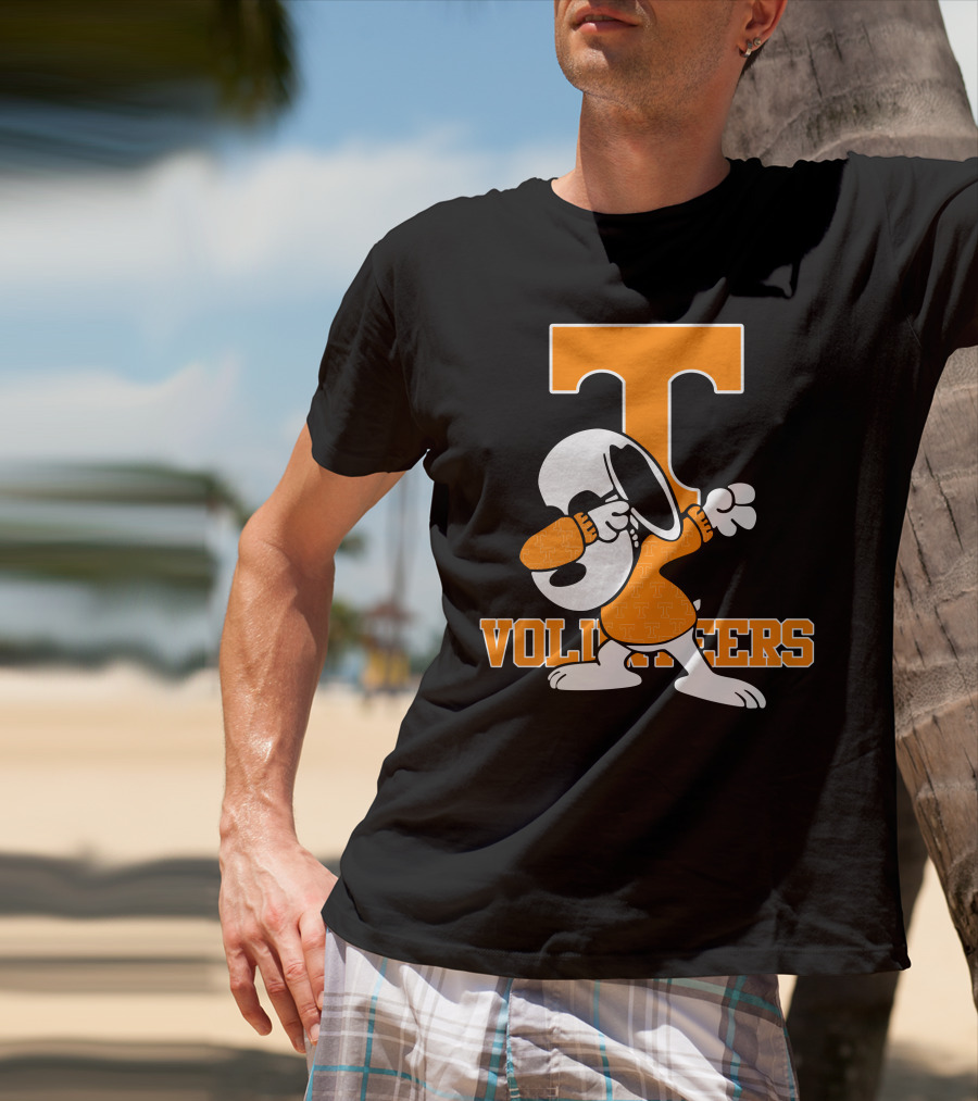Tennessee Volunteers Snoopy Dabbing T-Shirt