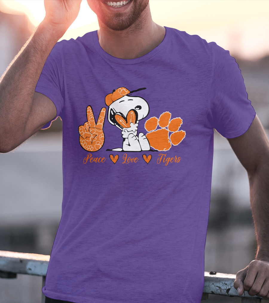 Peace Love Clemson Tigers Snoopy With Paw Print And Heart Icons T-Shirt