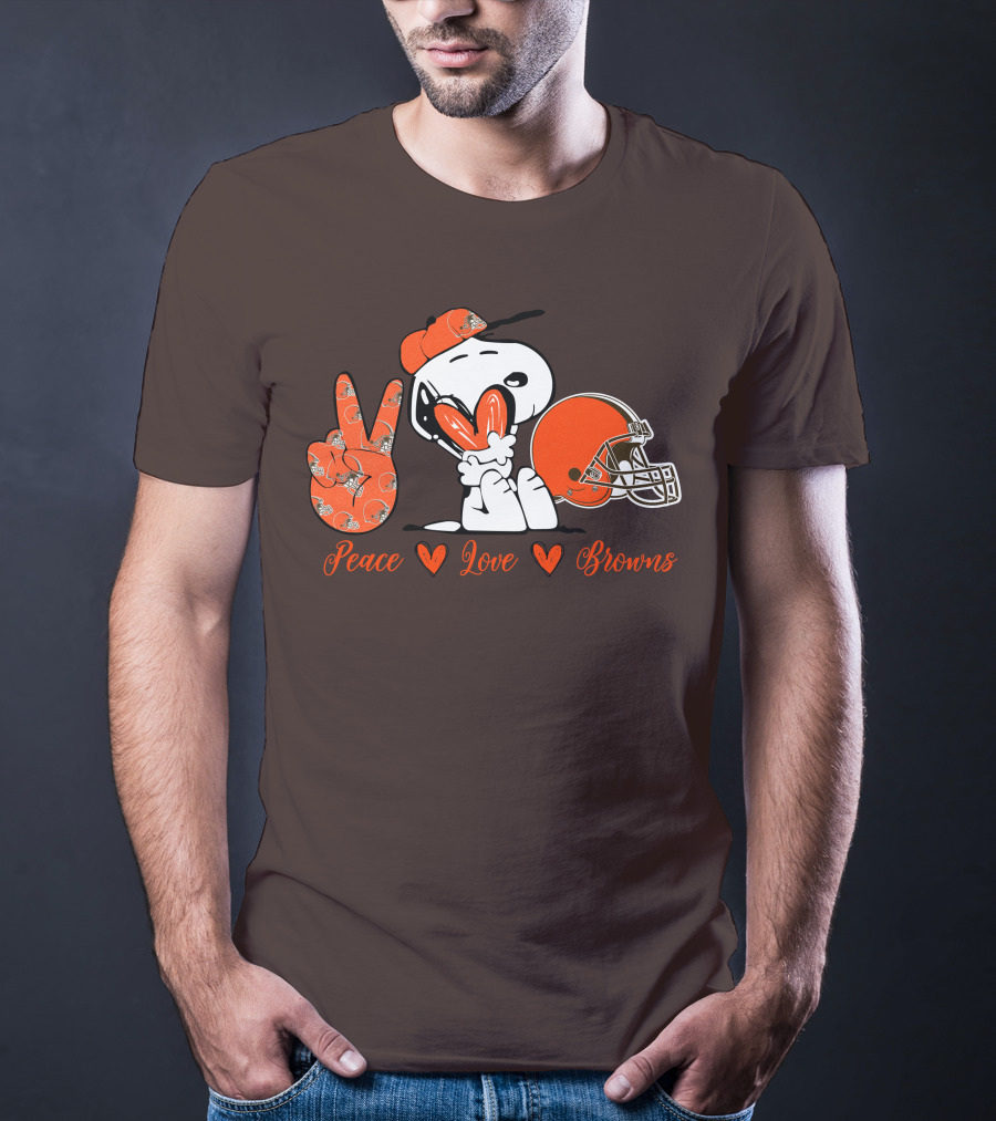 Peace Love Browns Snoopy Cleveland Browns Helmet T-Shirt