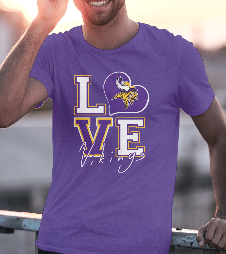 Love Minnesota Vikings Heart T-Shirt