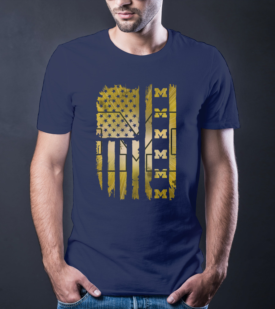 Michigan Wolverines M American Flag T-Shirt