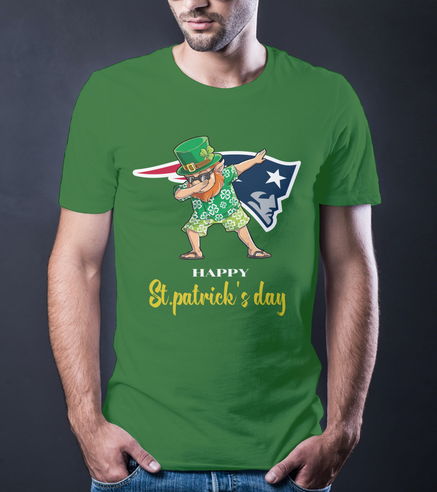 Happy St. Patrick's Day New England Patriots Dabbing Leprechaun T-Shirt