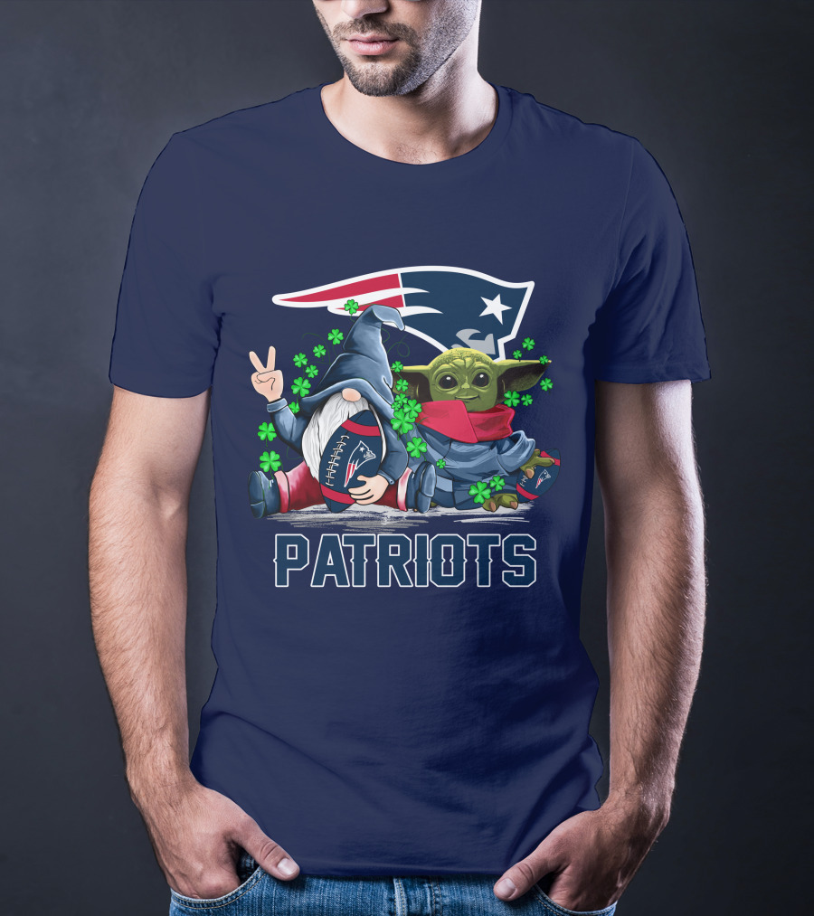 Leprechauns Gnomes Baby Yoda New England Patriots Football Icons T-Shirt