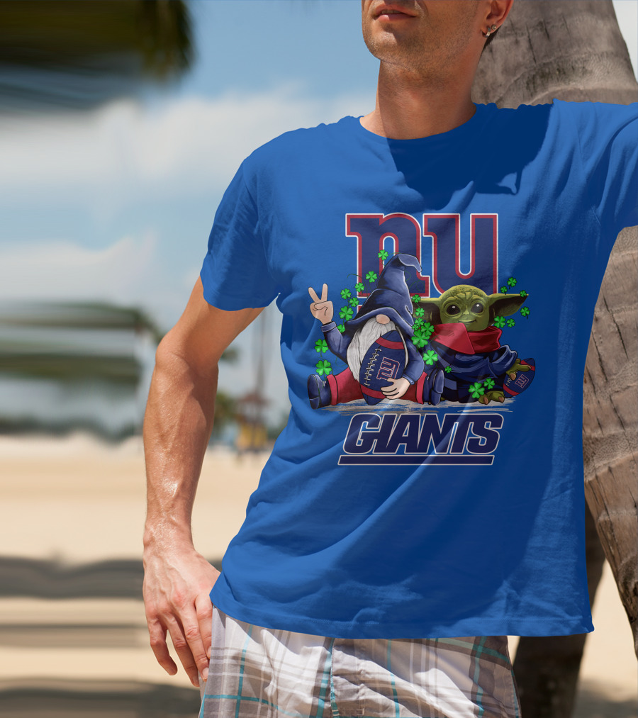 New York Giants Leprechauns Gnomes Baby Yoda Football Clover T-Shirt