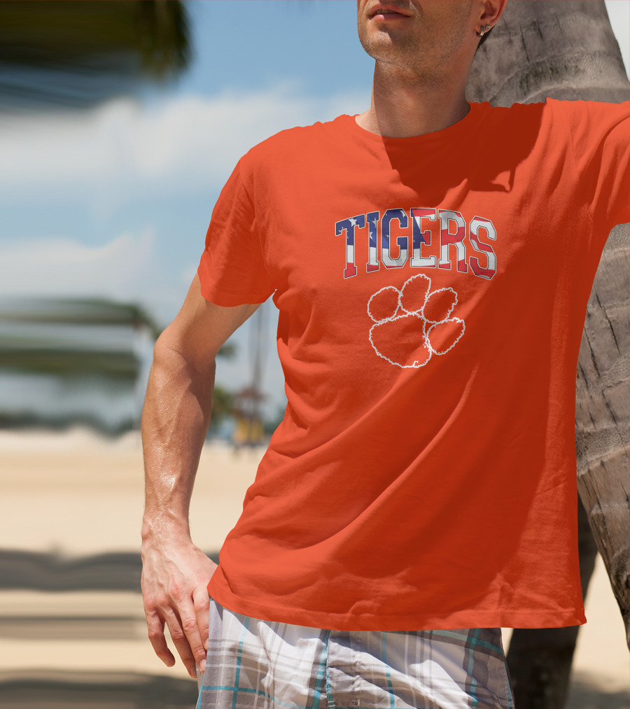 Tigers American Flag Paw Prints T-Shirt