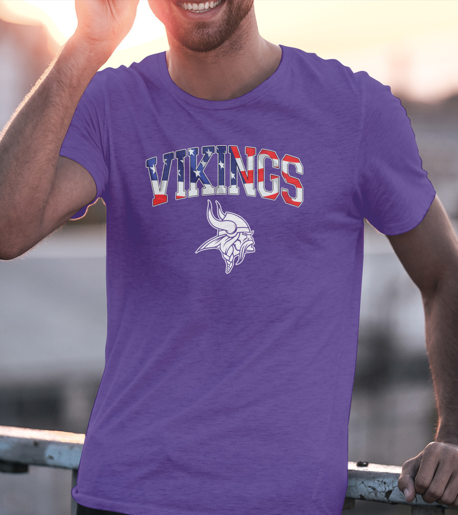 Vikings American Flag Design Minnesota Football Team T-Shirt