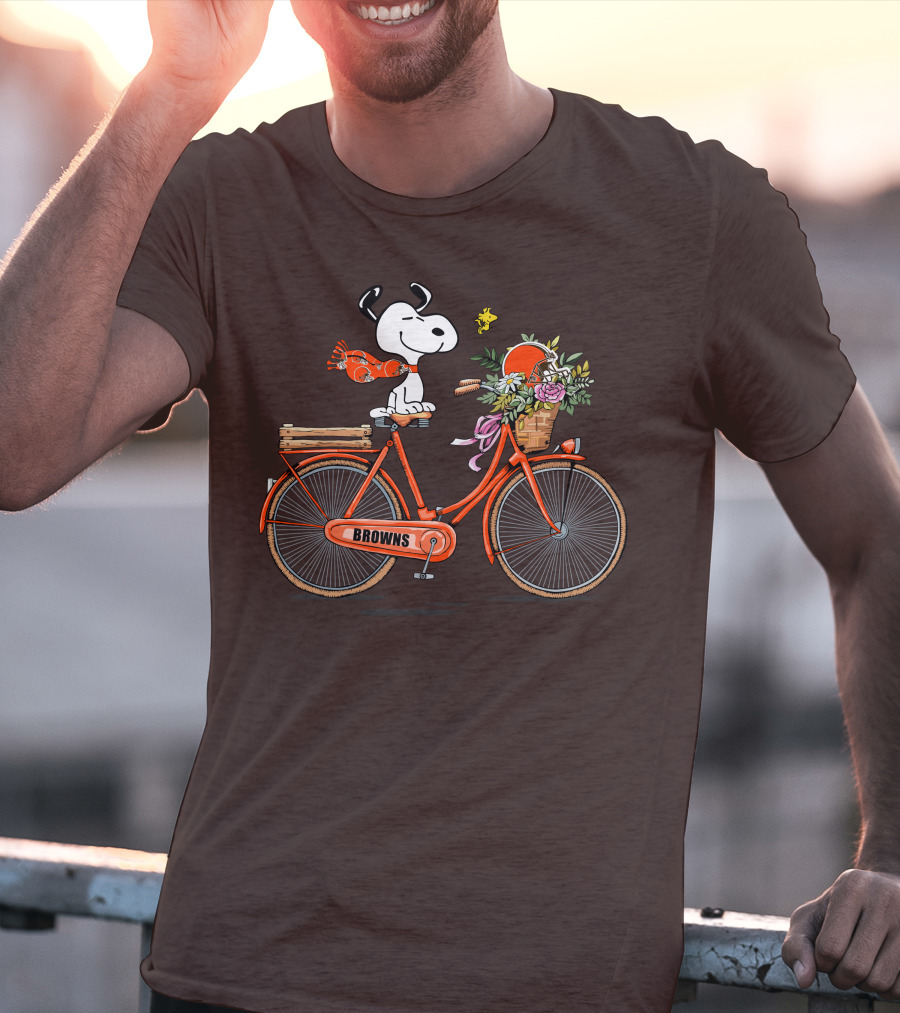 Cleveland Browns Snoopy Woodstock Flower Bicycle T-Shirt