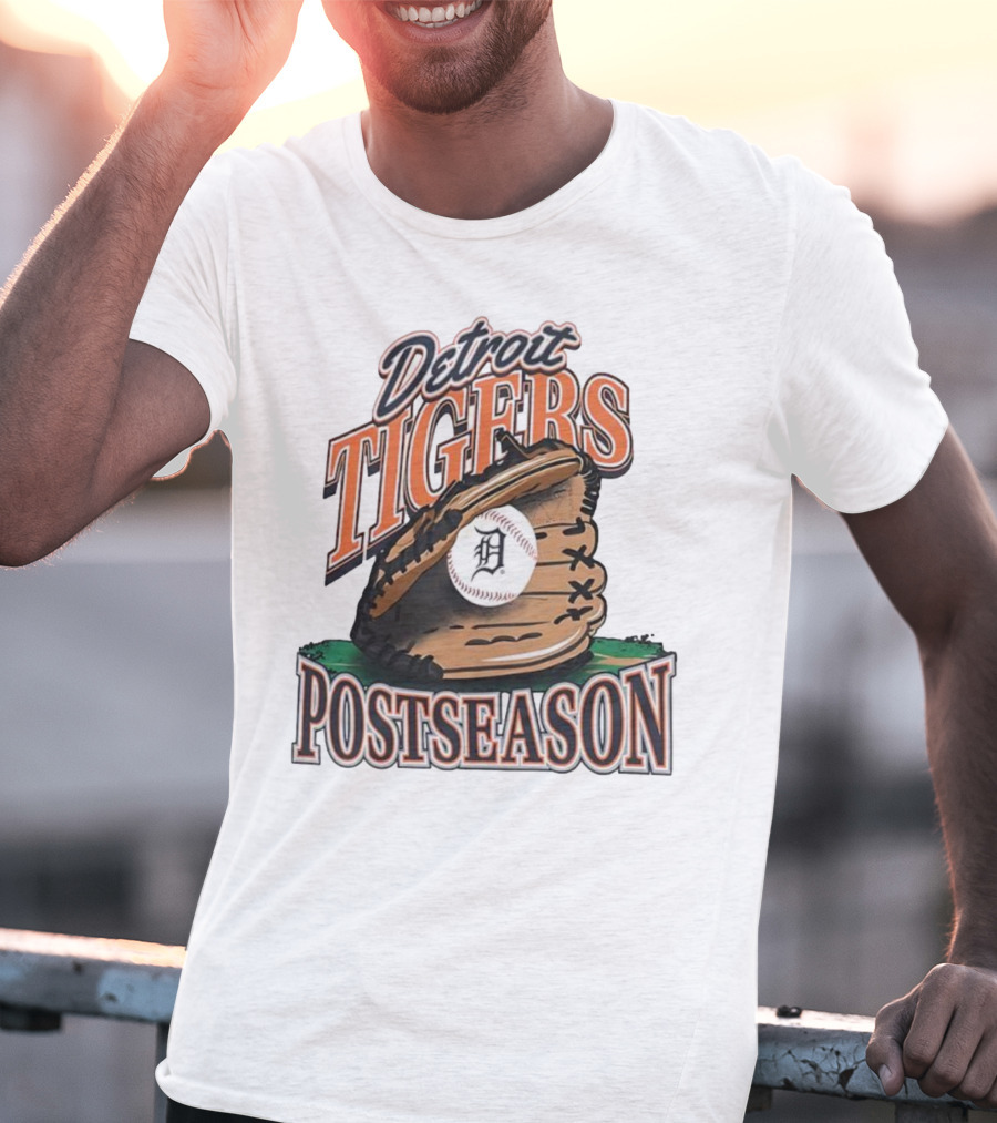 Detroit Tigers Postseason Baseball Glove And Ball 2025 T-Shirt