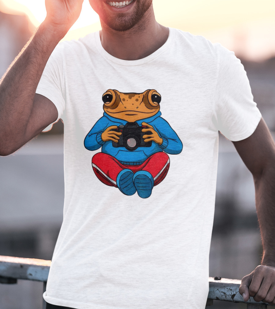 Bad Bunny Sapo Concho Frog With Camera Blue Red Pants T-Shirt