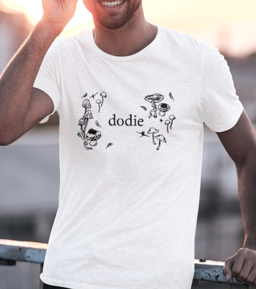 Dodie Aesthetic Mushroom Forest Motif T-Shirt