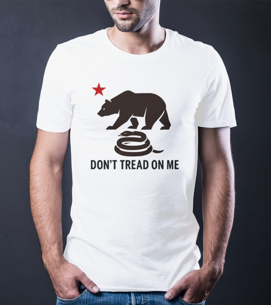 California Bear Tyrant King Don't Tread On Me Symbol With Star And Snake T-Shirt