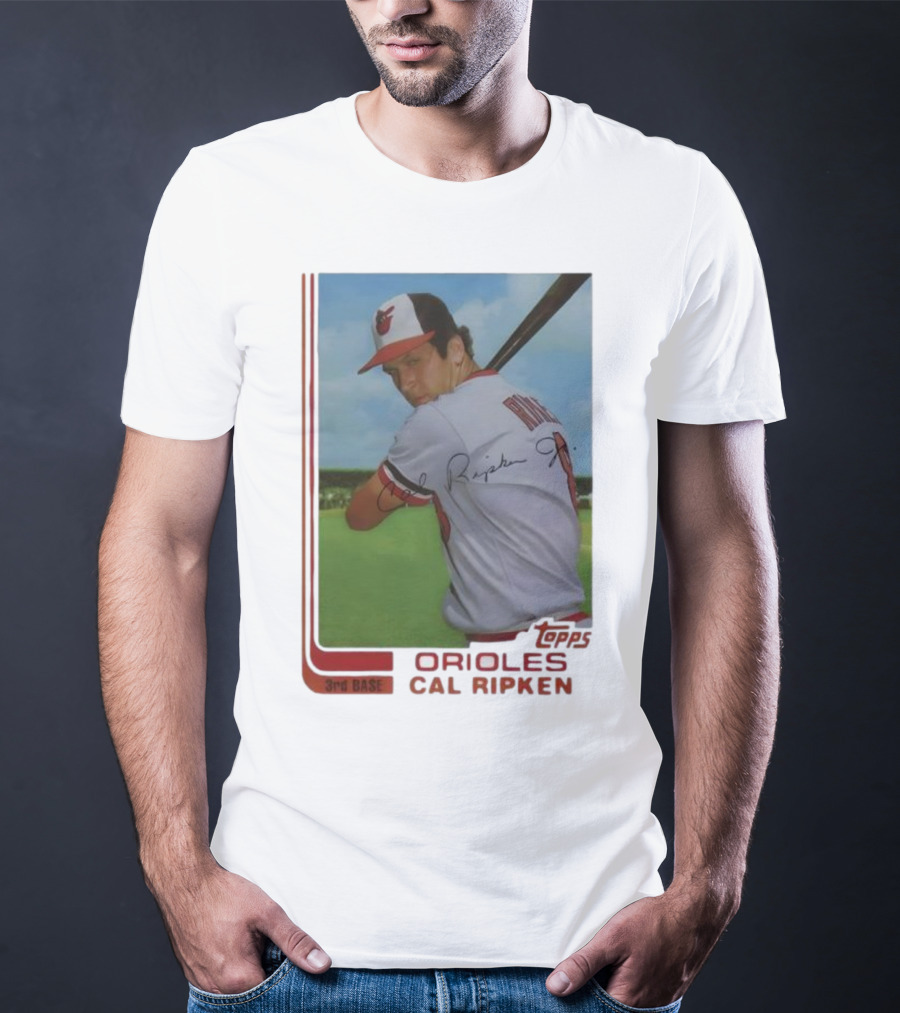 Cal Ripken Jr. Baltimore Orioles Baseball Card Topps MLB Signature Player T-Shirt
