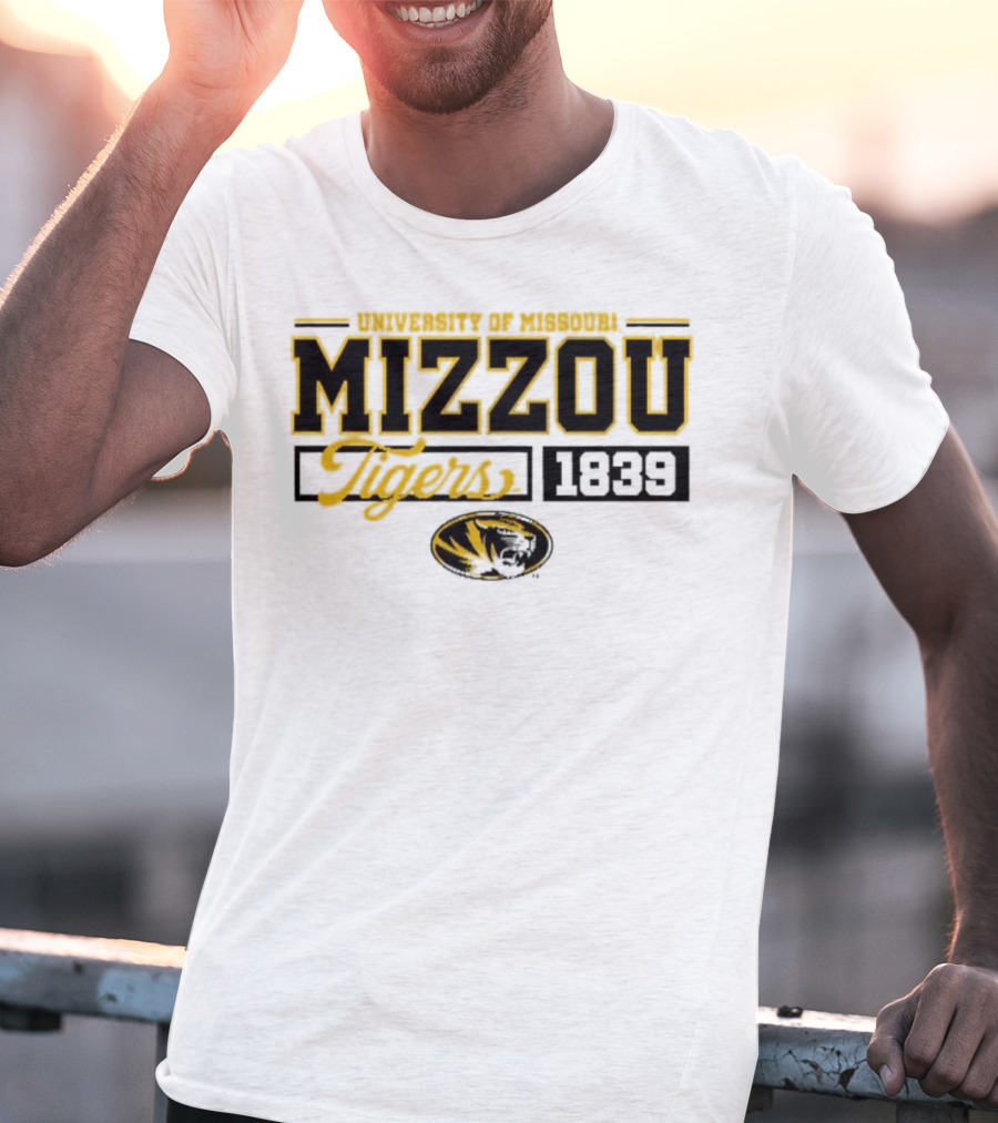 Tigers University Of Missouri Mizzou 1839 Oval Tiger Head T-Shirt
