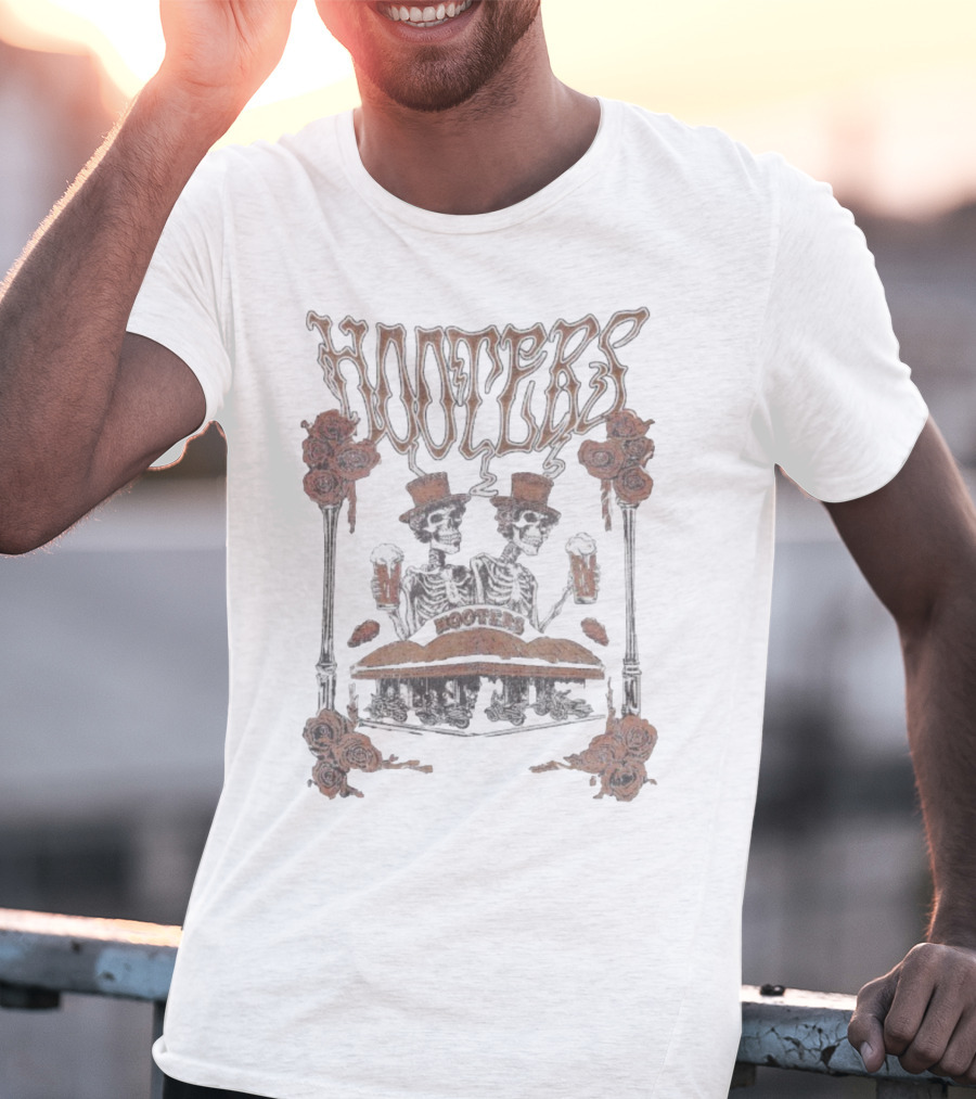 Hooters Skeletons With Top Hats And Beers Roses T-Shirt