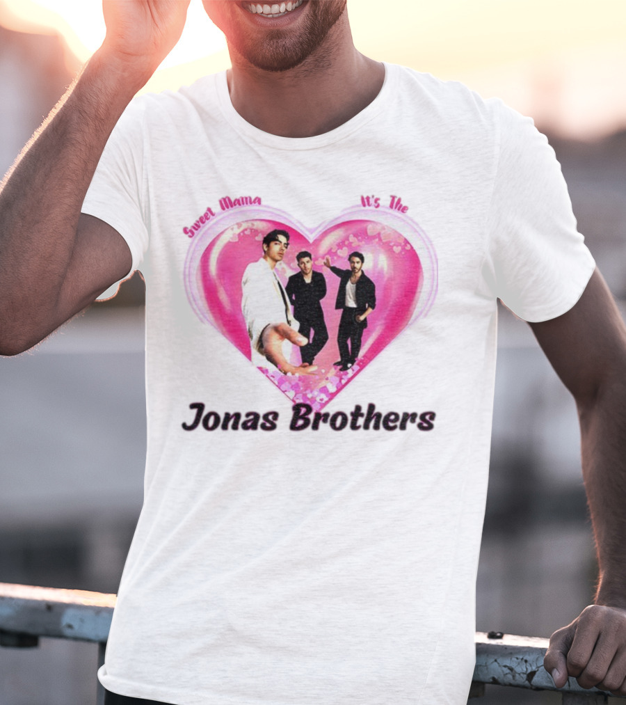 Sweet Mama It's The Jonas Brothers Boyband Vintage Heart Design T-Shirt