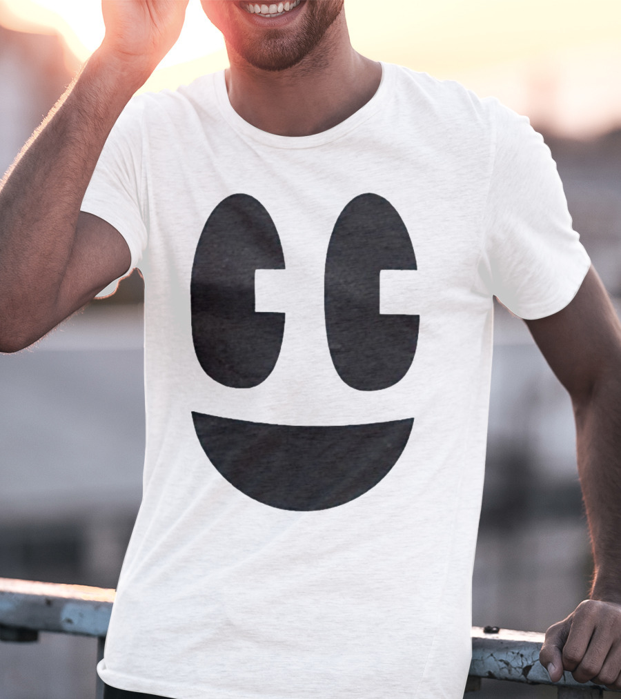 Craftee Happee Smiley Face T-Shirt