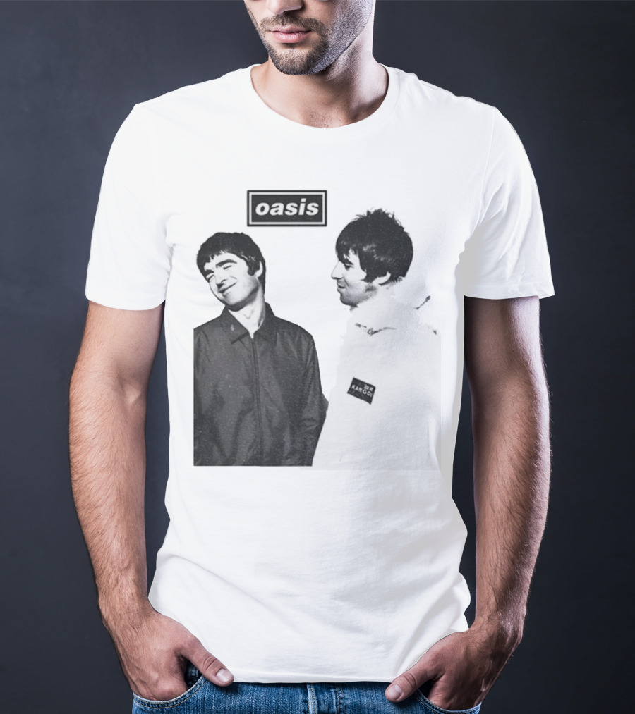 Noel Vs Liam Gallagher Oasis Band Kangol Vintage T-Shirt