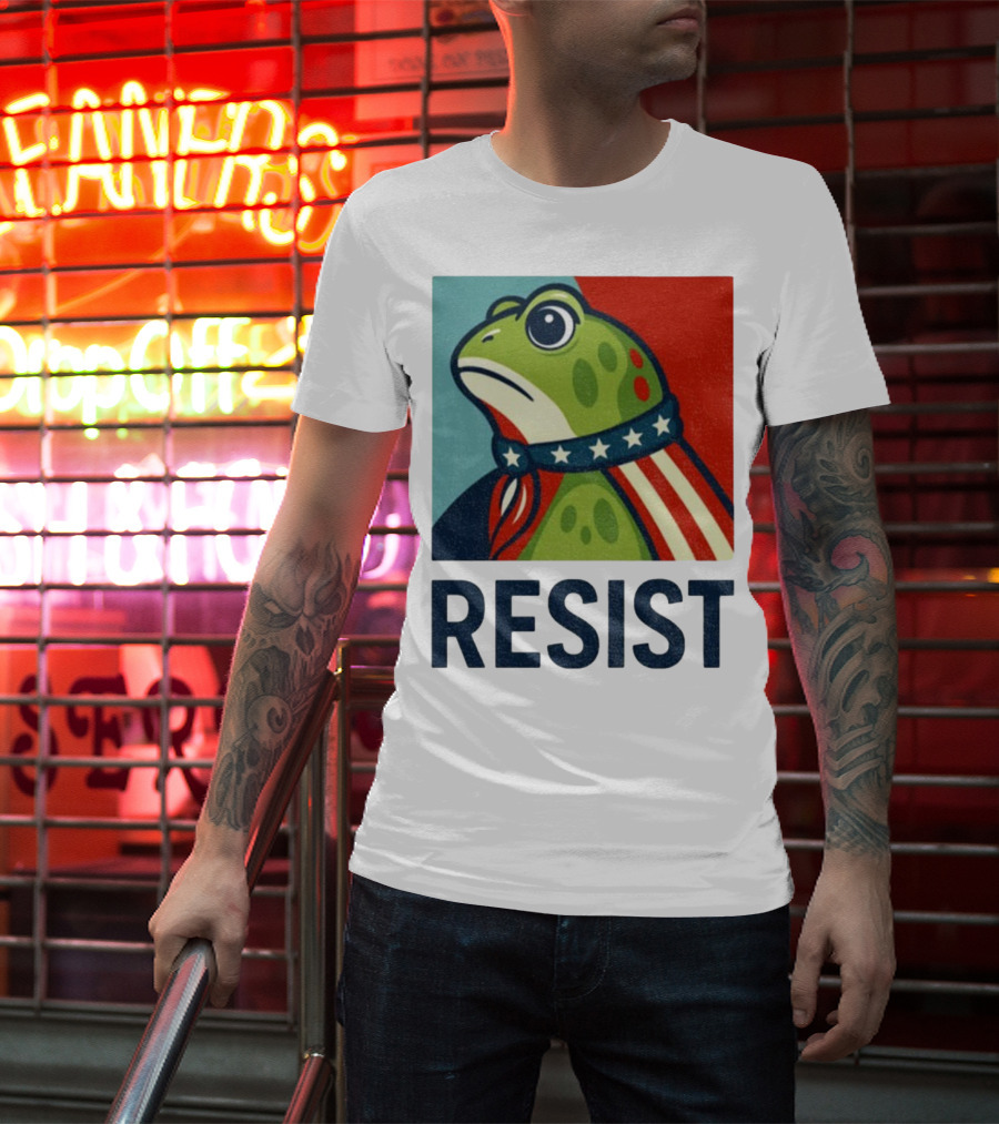 Resist Portland Frog Patriotic Stars And Stripes Retro Art T-Shirt