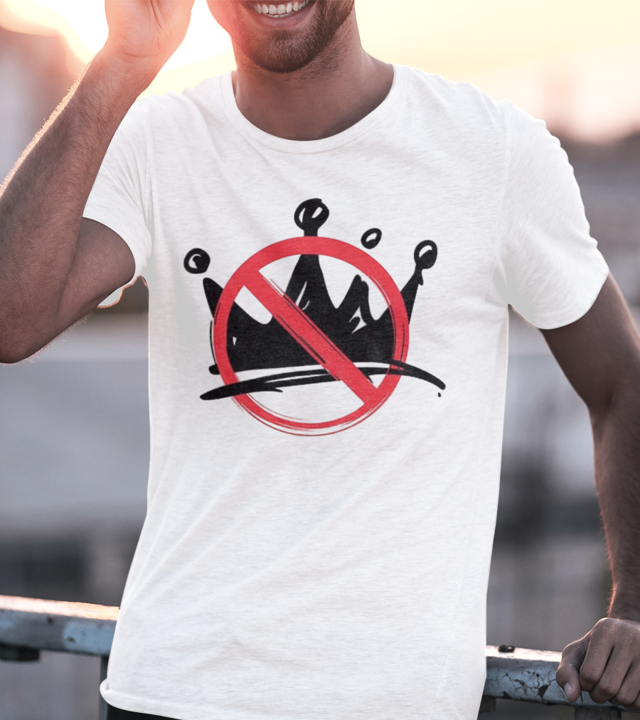 No Kings In America Anti Trump Democracy Political Symbol T-Shirt