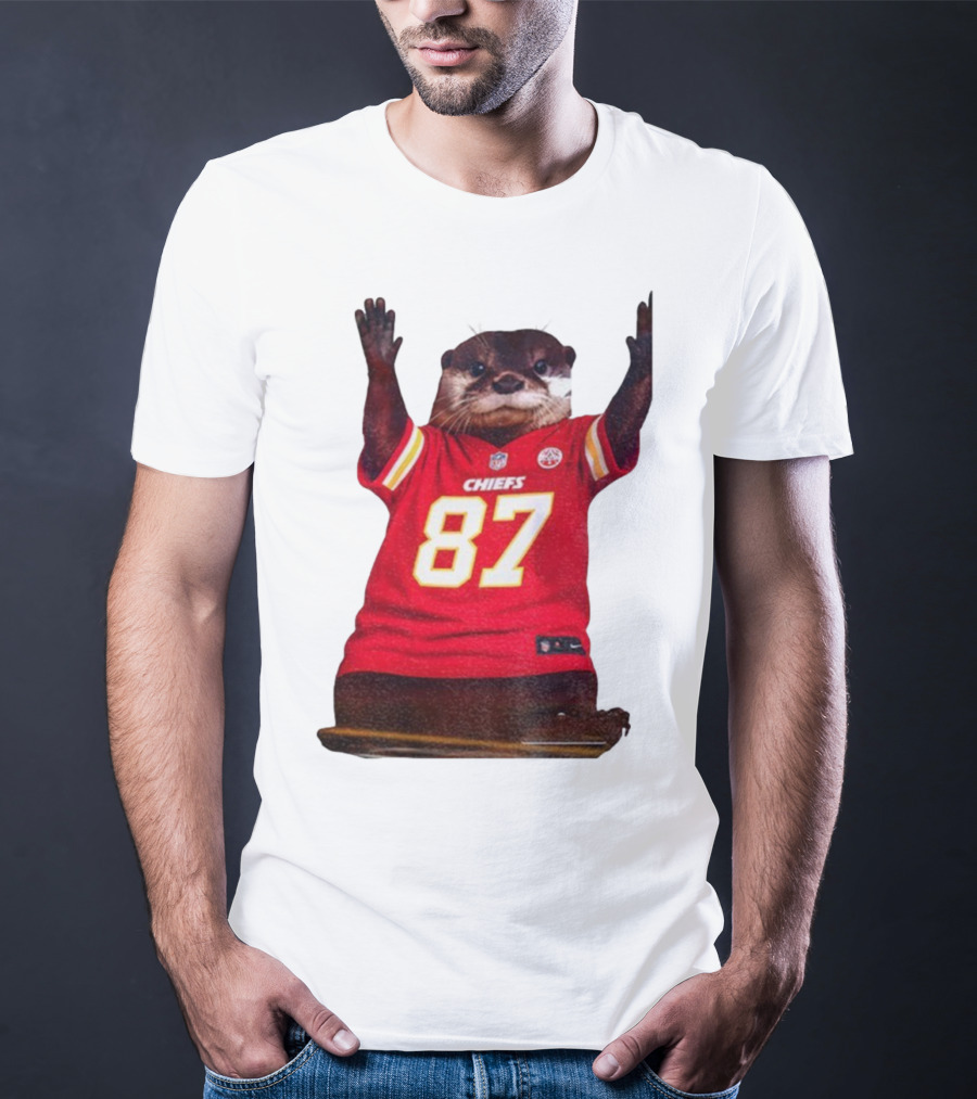 Travis Kelce 87 Kansas City Chiefs Sea Otter NFL Fan Jersey T-Shirt