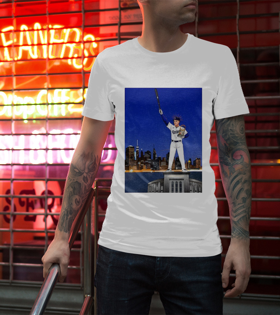 Freddie Freeman Dodgers Statue Of Liberty New York Skyline 2024 MVP T-Shirt