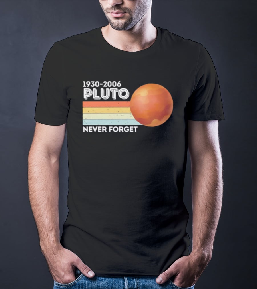Pluto Never Forget 1930 2006 Vintage Retro Planet Tribute T-Shirt