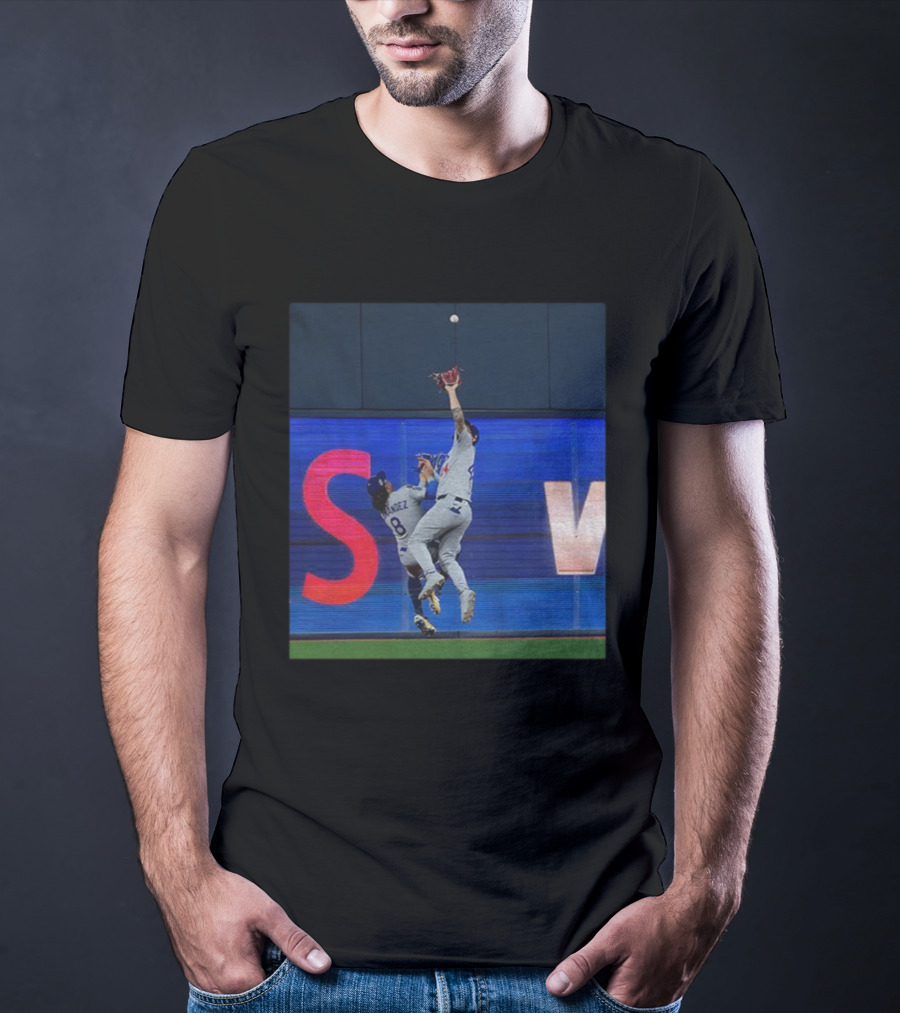 Kike Hernandez Andy Pages Dodgers Catch MLB World Series Action T-Shirt