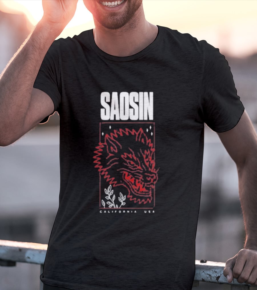 Saosin California USA Wolf Red Outline Design T-Shirt
