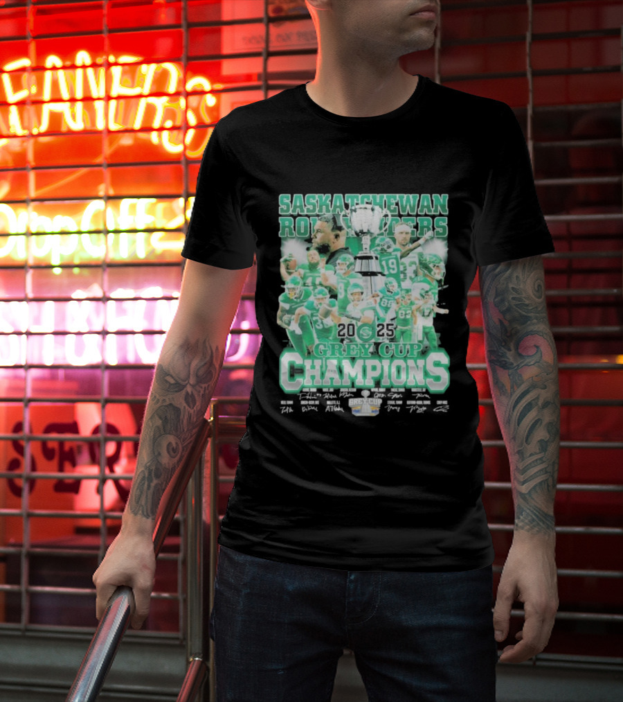 Saskatchewan Roughriders 2025 Grey Cup Champions Players Signatures T-Shirt