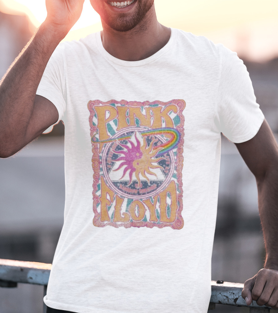 Pink Floyd Rainbow Theater Sun And Pyramid Vintage Style T-Shirt