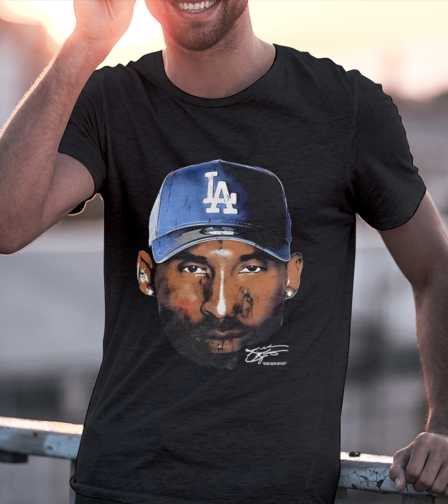 Kobe Bryant LA Dodgers Big Face Signature Cap T-Shirt