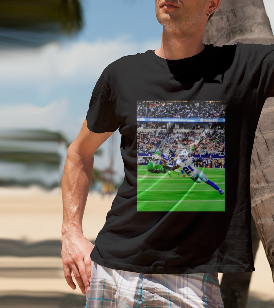Evonta Smith Spectacular Leap Against Cowboys T-Shirt