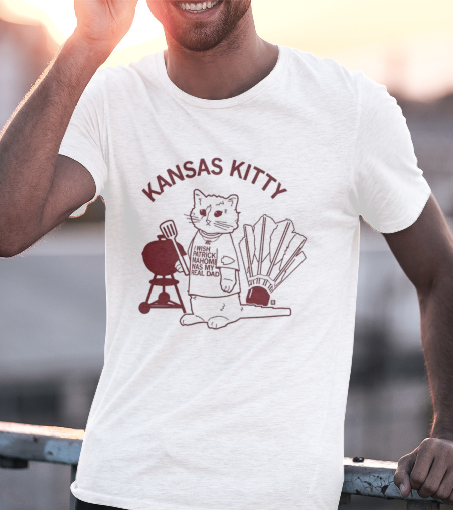 Kansas Kitty I Wish Patrick Mahomes Was My Real Dad Cat BBQ Grill Fan T-Shirt