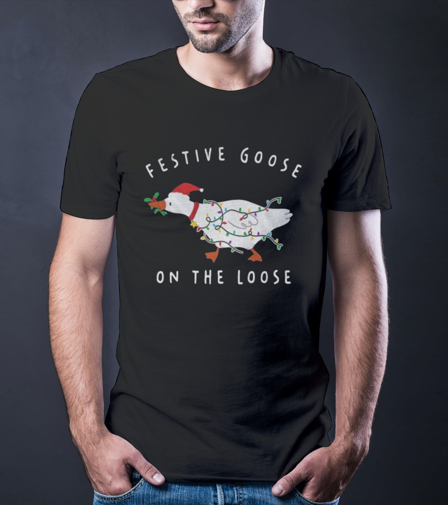 Festive Goose On The Loose Christmas Lights Santa Hat T-Shirt