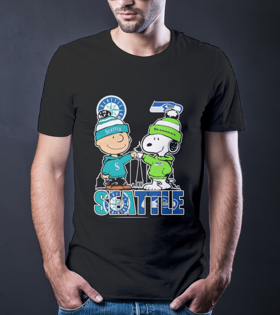 Charlie Brown Snoopy Seattle Seahawks Mariners Fist Bump T-Shirt