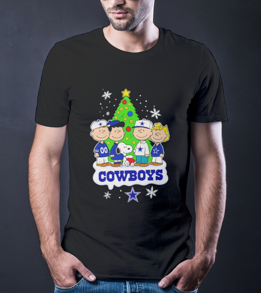 Peanuts Christmas With Dallas Cowboys NFL Team Snoopy And Friends T-Shirt