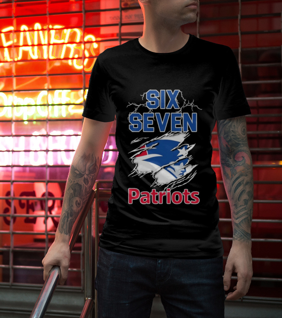 Six Seven Patriots Lightning Bold Style NFL Fan Gear T-Shirt