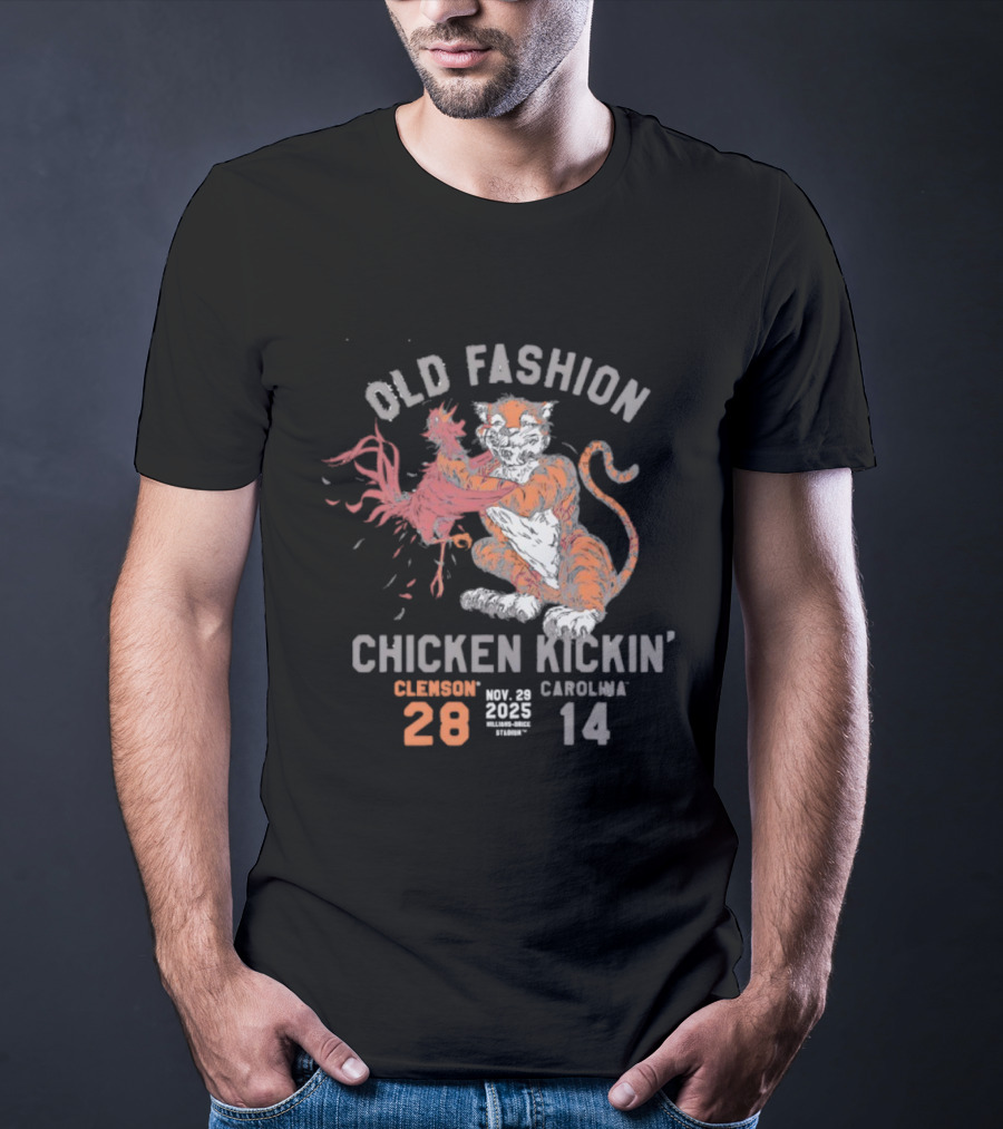 Old Fashion Chicken Kickin’ Carolina Mascots 25 14 T-Shirt