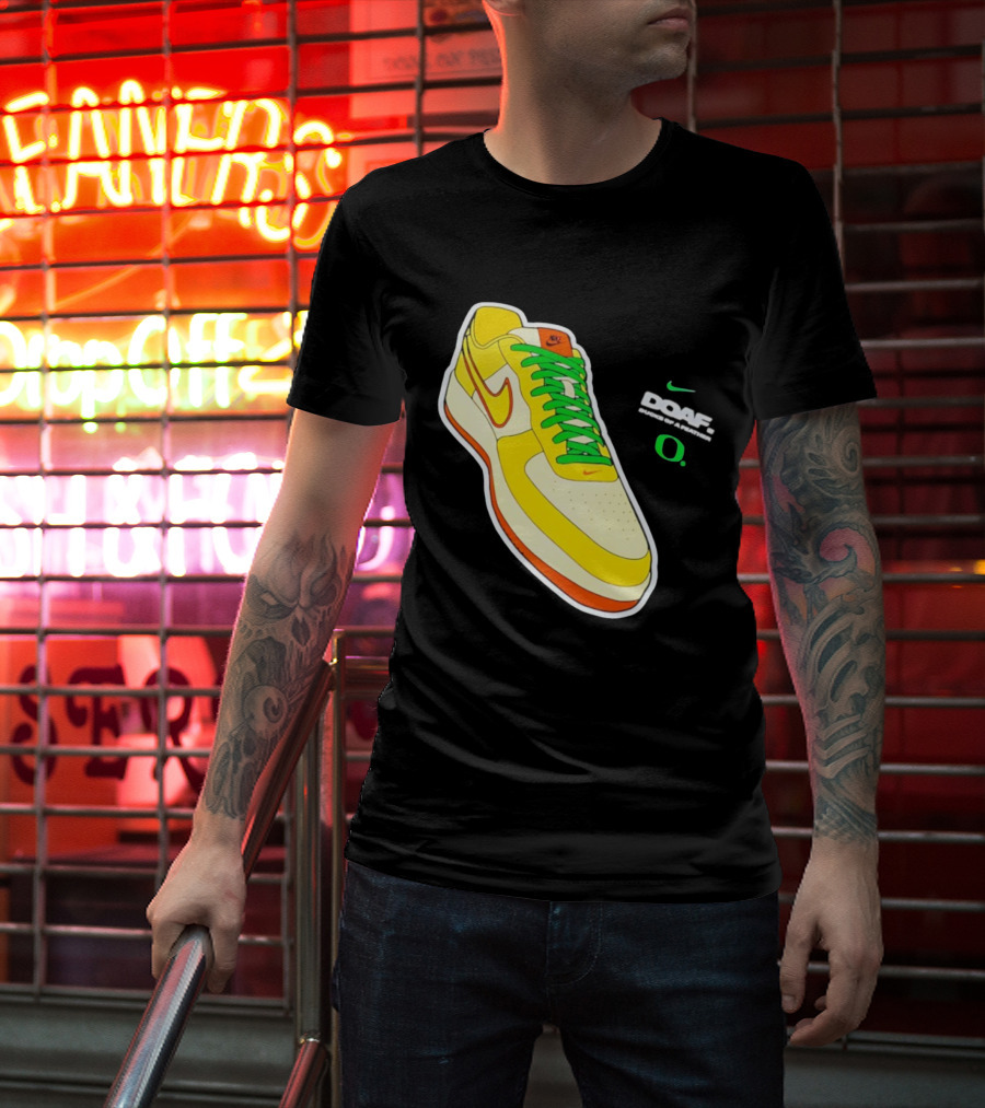 Oregon Ducks DOAF Hatched Heat Nike Sneaker T-Shirt