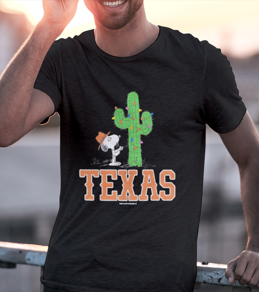Snoopy Cactus Holiday Christmas Lights Texas T-Shirt