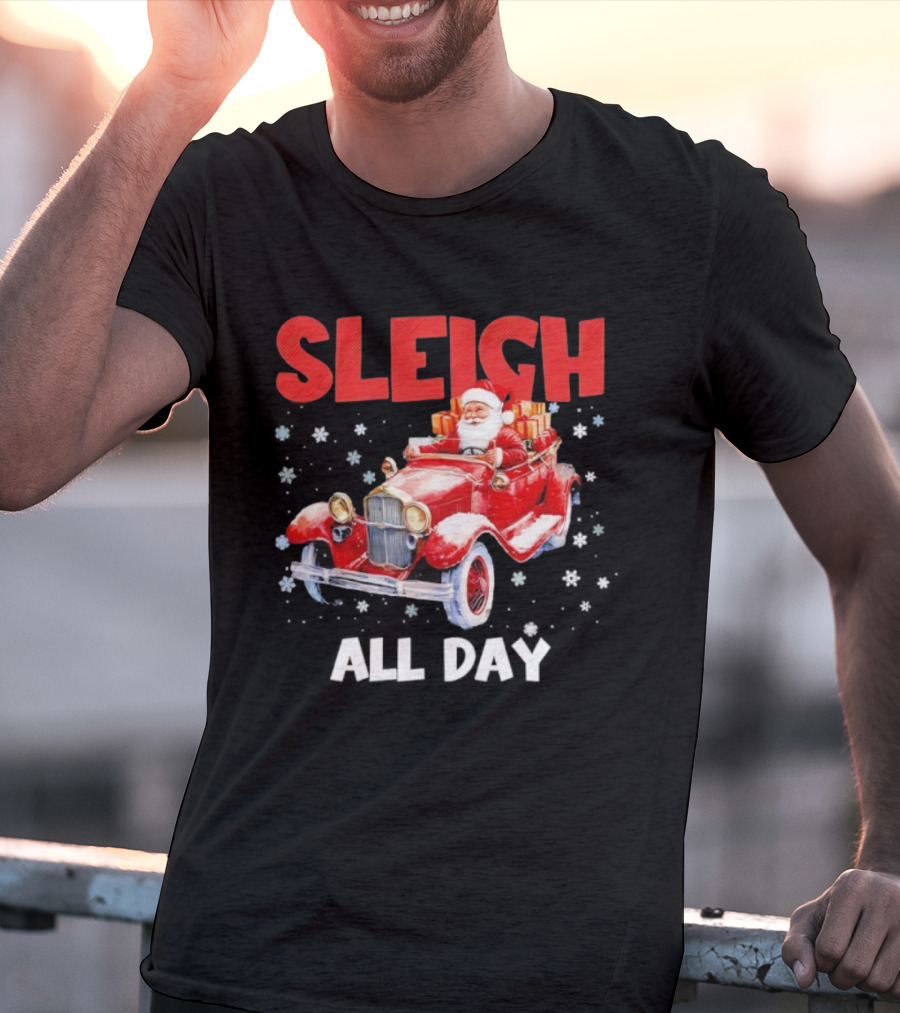 Sleigh Santa Claus Driving Vintage Car Merry Christmas T-Shirt